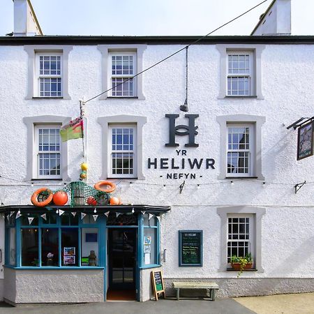 Ostello Tafarn Yr Heliwr Nefyn Esterno foto