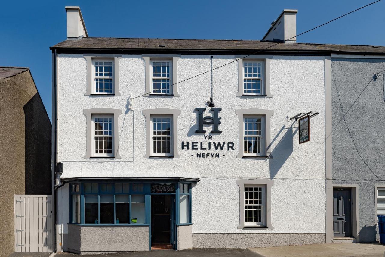 Ostello Tafarn Yr Heliwr Nefyn Esterno foto